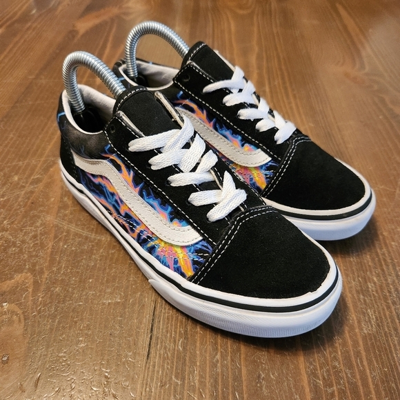 Vans Old Skool Electro Flames  Skateboarding Glow In Dark Sneakers Kids Size 2 - Picture 3 of 14